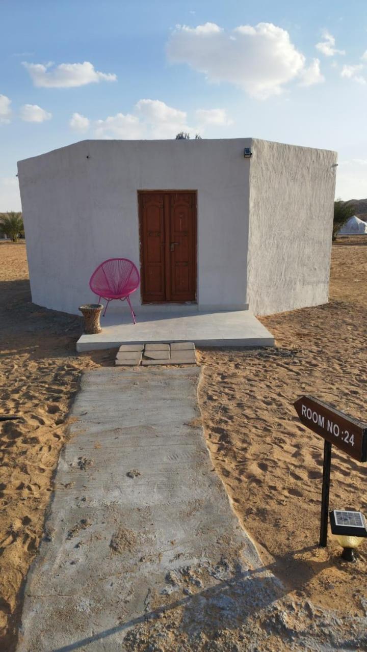 Safari Desert Camp Shāhiq Εξωτερικό φωτογραφία